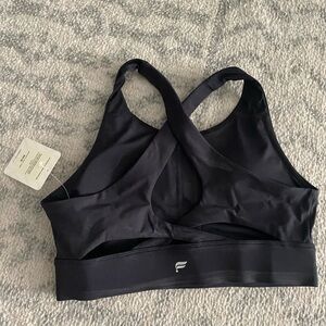 Fabletics sports bra black